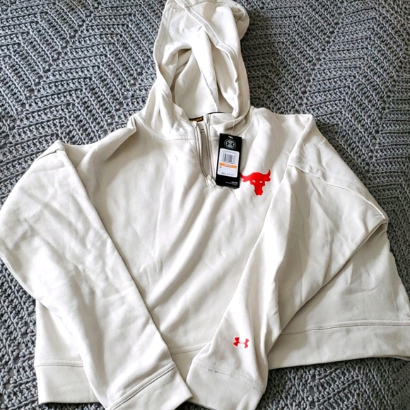 NEW UNDER ARMOUR WORKOUT SWEATSHIRT - Picture 1 of 3